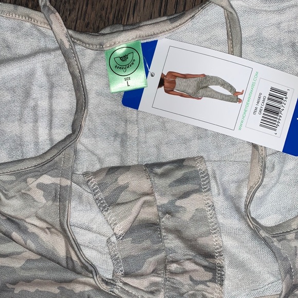 *NEW* Honeydew Cute Jumpsuit with pockets 🥰 - Large - Picture 5 of 8